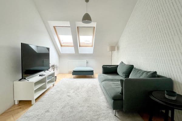 Pronájem bytu  93 m², Blanická, Praha