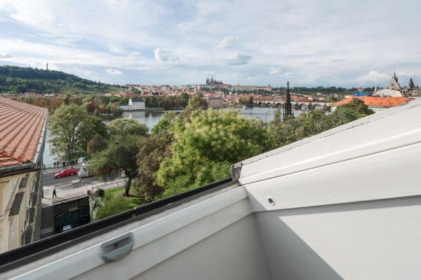 Pronájem bytu  110 m², Divadelní, Praha, Praha