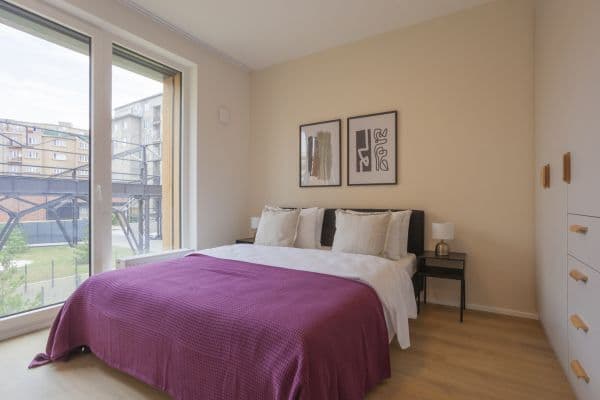 Pronájem bytu  63 m², Vrbenského, Praha, Praha
