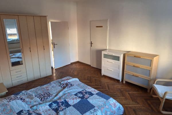 Pronájem bytu  70 m², Gorkého, Bratislava