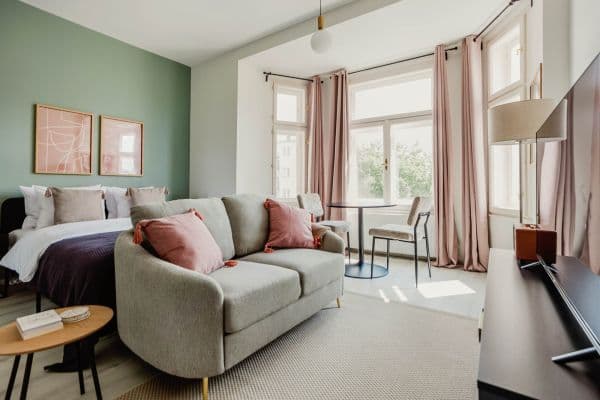 Pronájem bytu  35 m², Rostovská, Praha