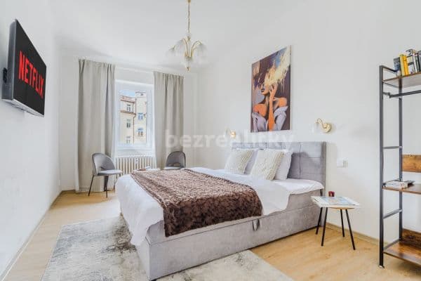 Pronájem bytu  100 m², Londýnská, Praha