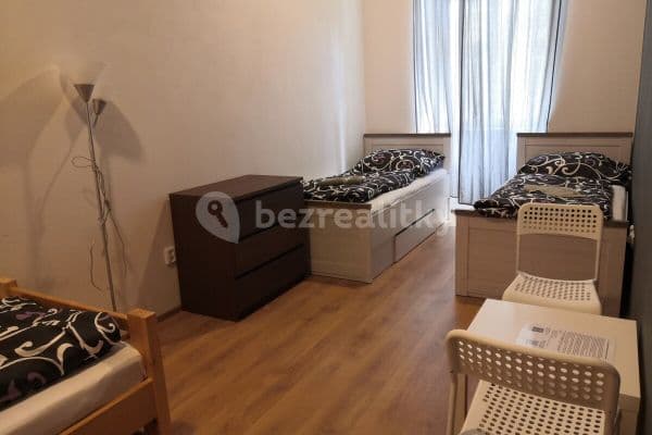Pronájem bytu  40 m², Ke stvanice, Praha