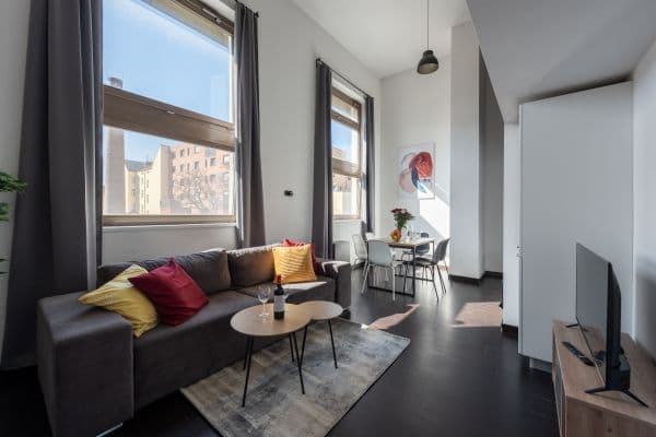 Pronájem bytu  72 m², Křižíkova, Praha