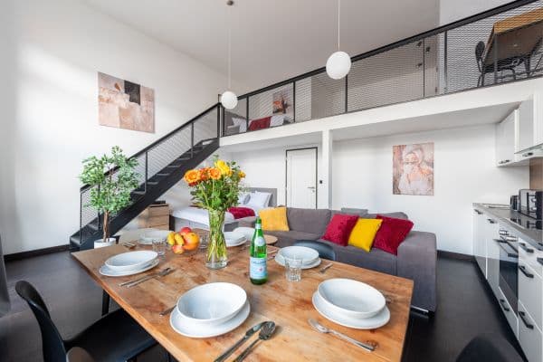 Pronájem bytu  72 m², Křižíkova, Praha
