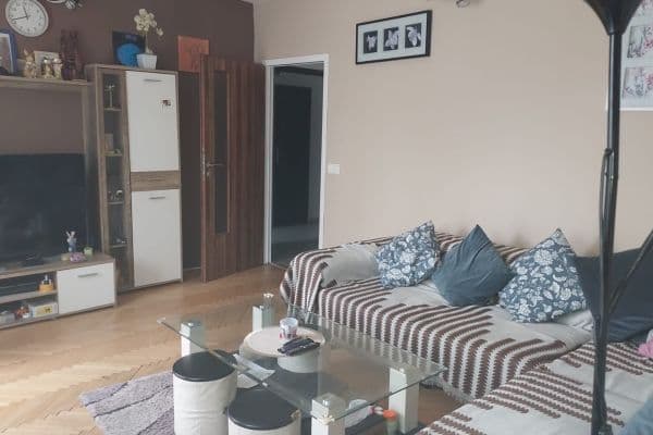 Pronájem bytu  74 m², Labska, Brno
