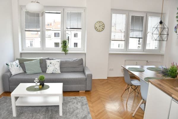 Pronájem bytu  66 m², Marie Cibulkové, Praha