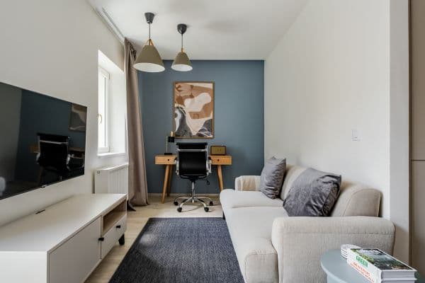 Pronájem bytu  47 m², Svatoslavova, Praha