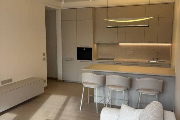 Pronájem bytu  52 m², Mostecka , Mala Strana, Praha