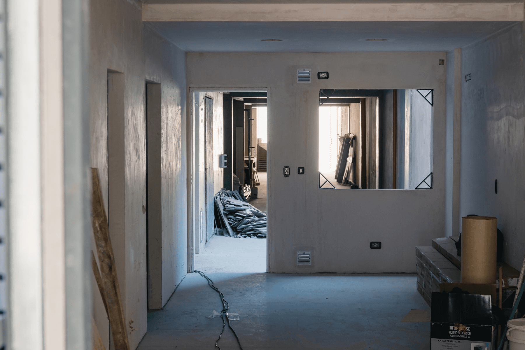 Provádíte stavební úpravy bez souhlasu majitele? Připravte se na možné uvedení bytu do původního stavu.