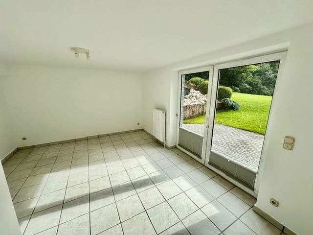 Prodej domu 200 m², pozemek 5.480 m², Luhkamp 5, Bispingen, Dolní Sasko Prodej domu 200 m², pozemek 5.480 m², Luhkamp 5, Bispingen, Dolní Sasko