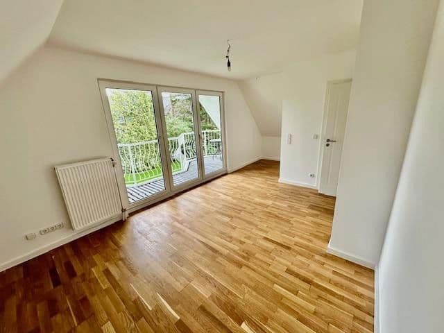 Prodej domu 200 m², pozemek 5.480 m², Luhkamp 5, Bispingen, Dolní Sasko Prodej domu 200 m², pozemek 5.480 m², Luhkamp 5, Bispingen, Dolní Sasko