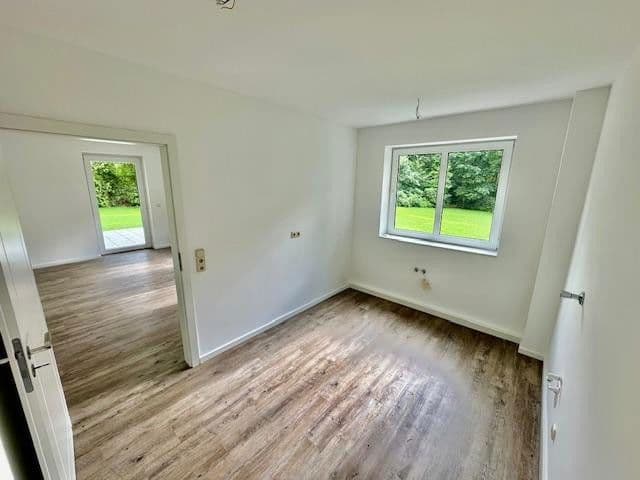 Prodej domu 200 m², pozemek 5.480 m², Luhkamp 5, Bispingen, Dolní Sasko Prodej domu 200 m², pozemek 5.480 m², Luhkamp 5, Bispingen, Dolní Sasko