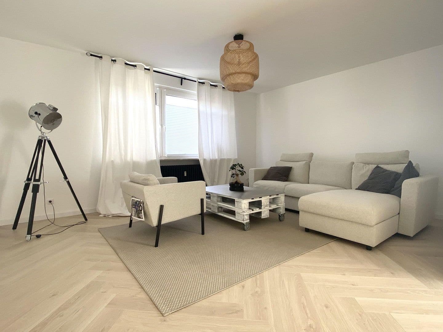 Prodej domu 175 m², pozemek 344 m², Isenbüttel, Dolní Sasko Prodej domu 175 m², pozemek 344 m², Isenbüttel, Dolní Sasko