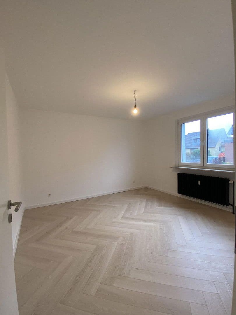 Prodej domu 175 m², pozemek 344 m², Isenbüttel, Dolní Sasko Prodej domu 175 m², pozemek 344 m², Isenbüttel, Dolní Sasko
