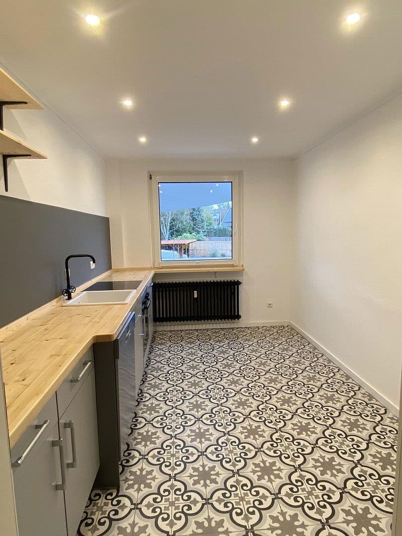 Prodej domu 175 m², pozemek 344 m², Isenbüttel, Dolní Sasko Prodej domu 175 m², pozemek 344 m², Isenbüttel, Dolní Sasko