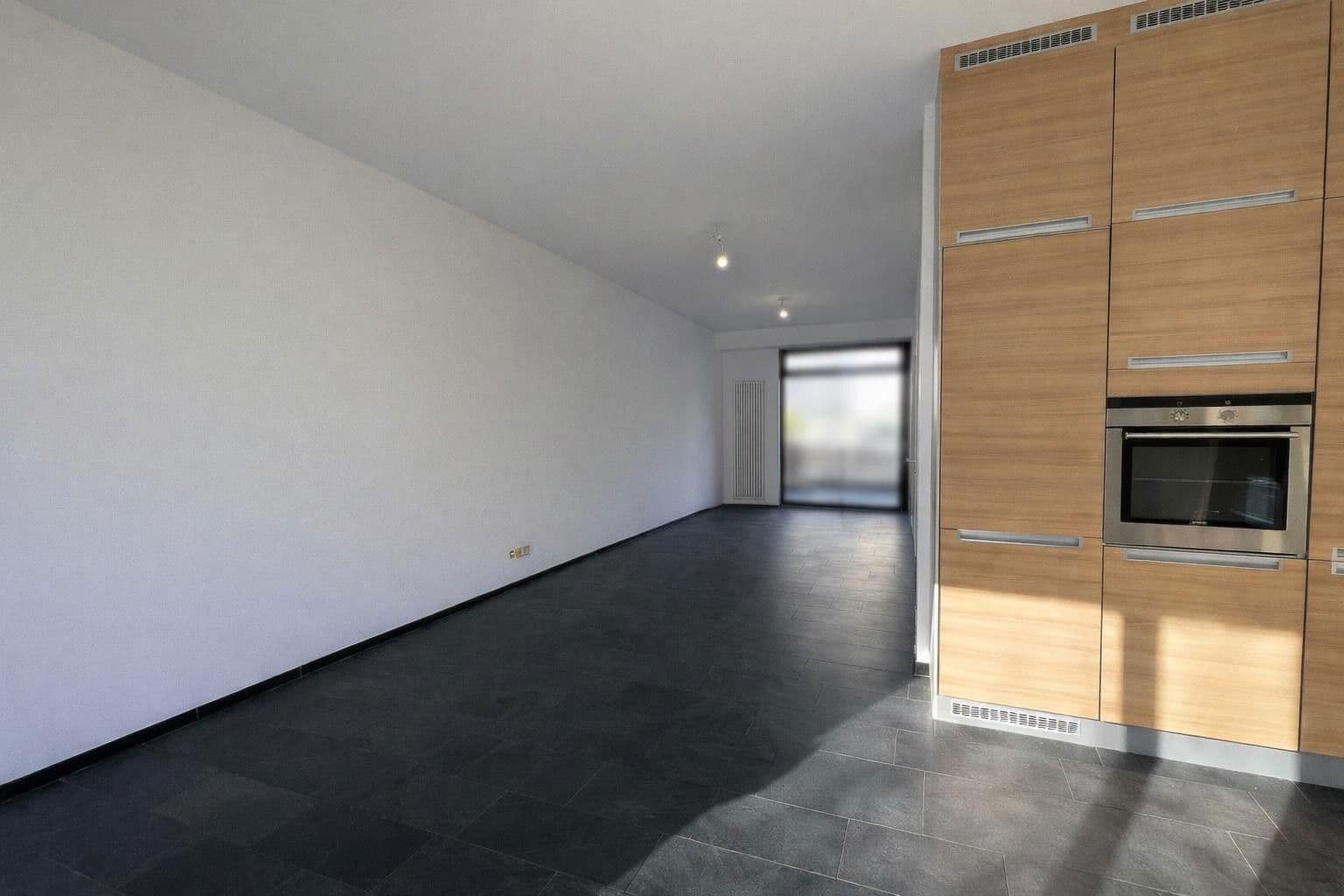 Pronájem domu 200 m², pozemek 246 m², Charlotte-Salomon-Hain 9, Berlin, Berlín Pronájem domu 200 m², pozemek 246 m², Charlotte-Salomon-Hain 9, Berlin, Berlín