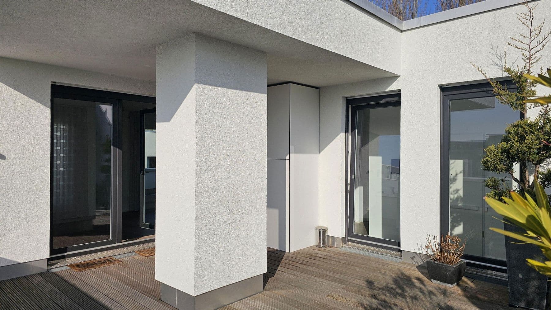 Prodej bytu 3+1 199 m², Köln, Severní Porýní-Vestfálsko Prodej bytu 3+1 199 m², Köln, Severní Porýní-Vestfálsko