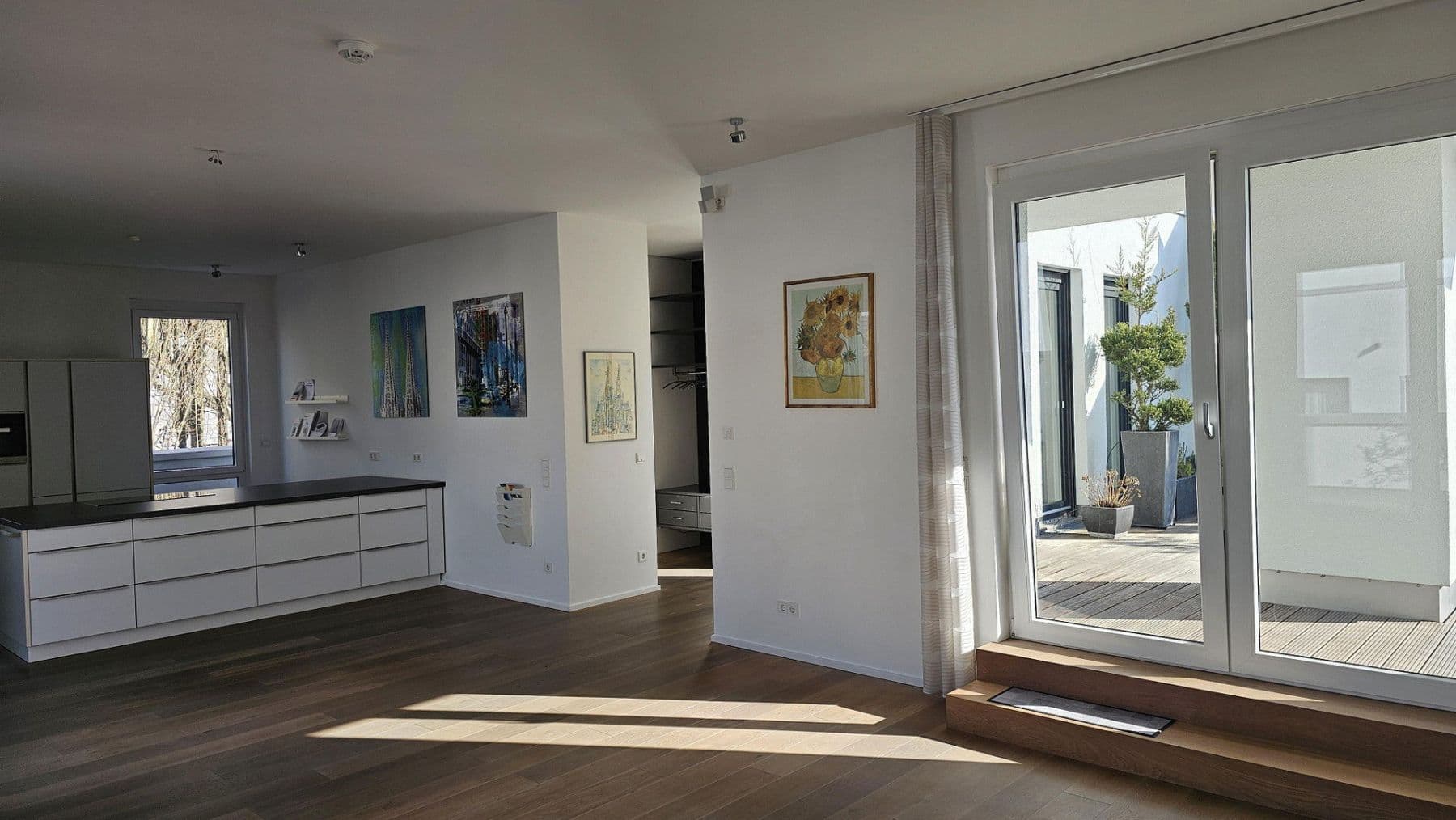 Prodej bytu 3+1 199 m², Köln, Severní Porýní-Vestfálsko Prodej bytu 3+1 199 m², Köln, Severní Porýní-Vestfálsko