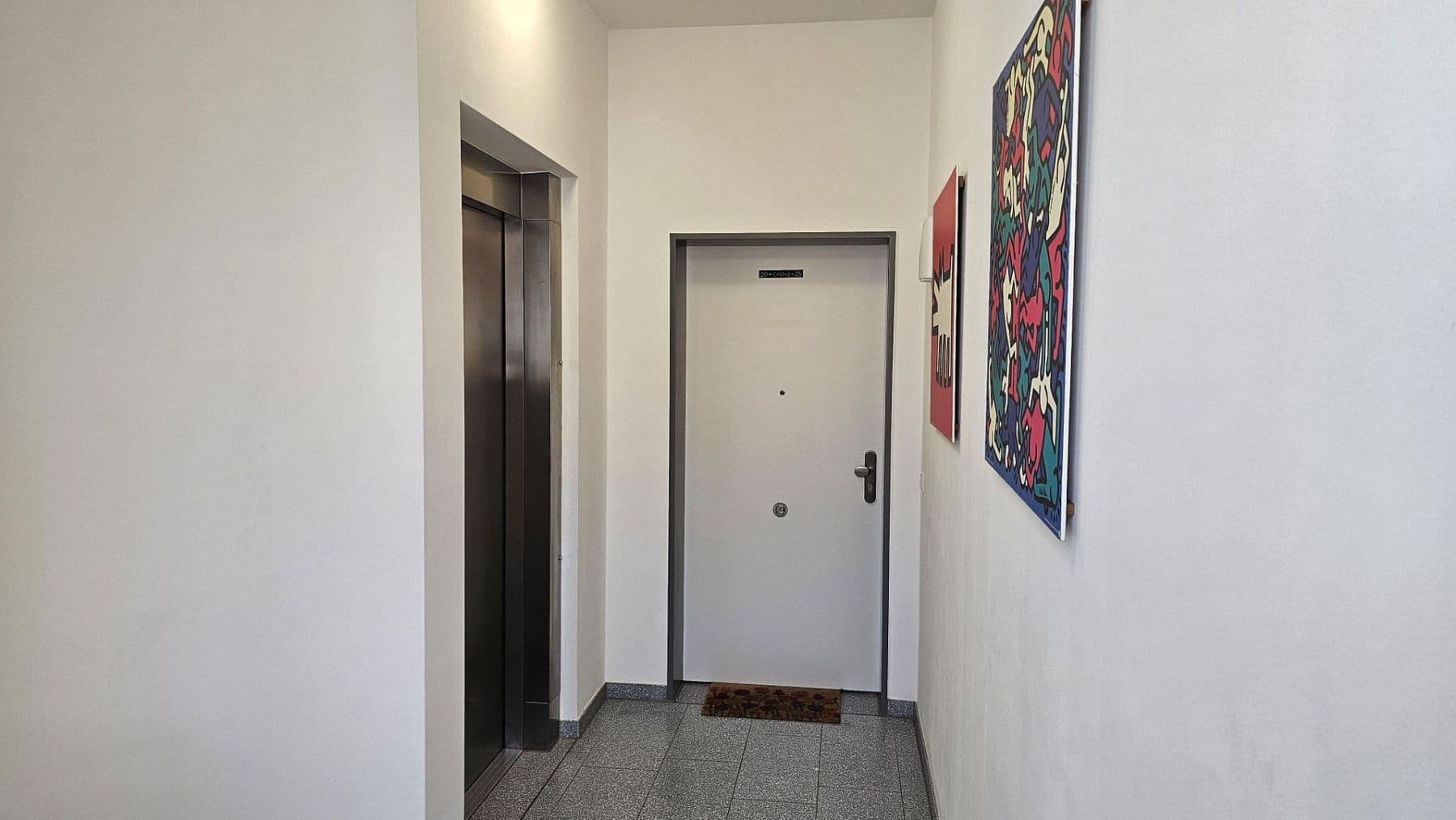 Prodej bytu 3+1 199 m², Köln, Severní Porýní-Vestfálsko Prodej bytu 3+1 199 m², Köln, Severní Porýní-Vestfálsko