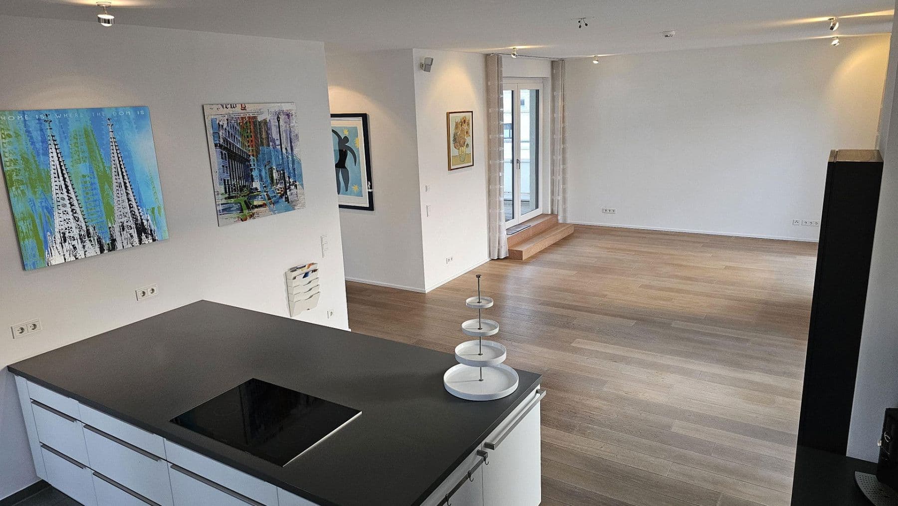 Prodej bytu 3+1 199 m², Köln, Severní Porýní-Vestfálsko Prodej bytu 3+1 199 m², Köln, Severní Porýní-Vestfálsko