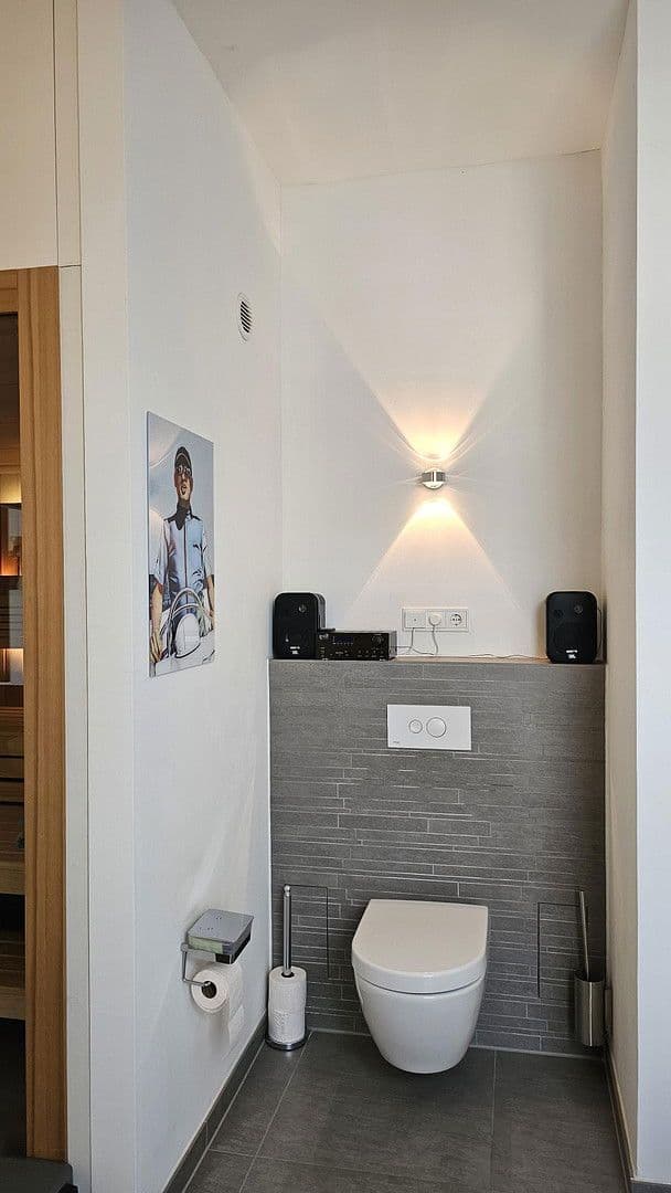 Prodej bytu 3+1 199 m², Köln, Severní Porýní-Vestfálsko Prodej bytu 3+1 199 m², Köln, Severní Porýní-Vestfálsko