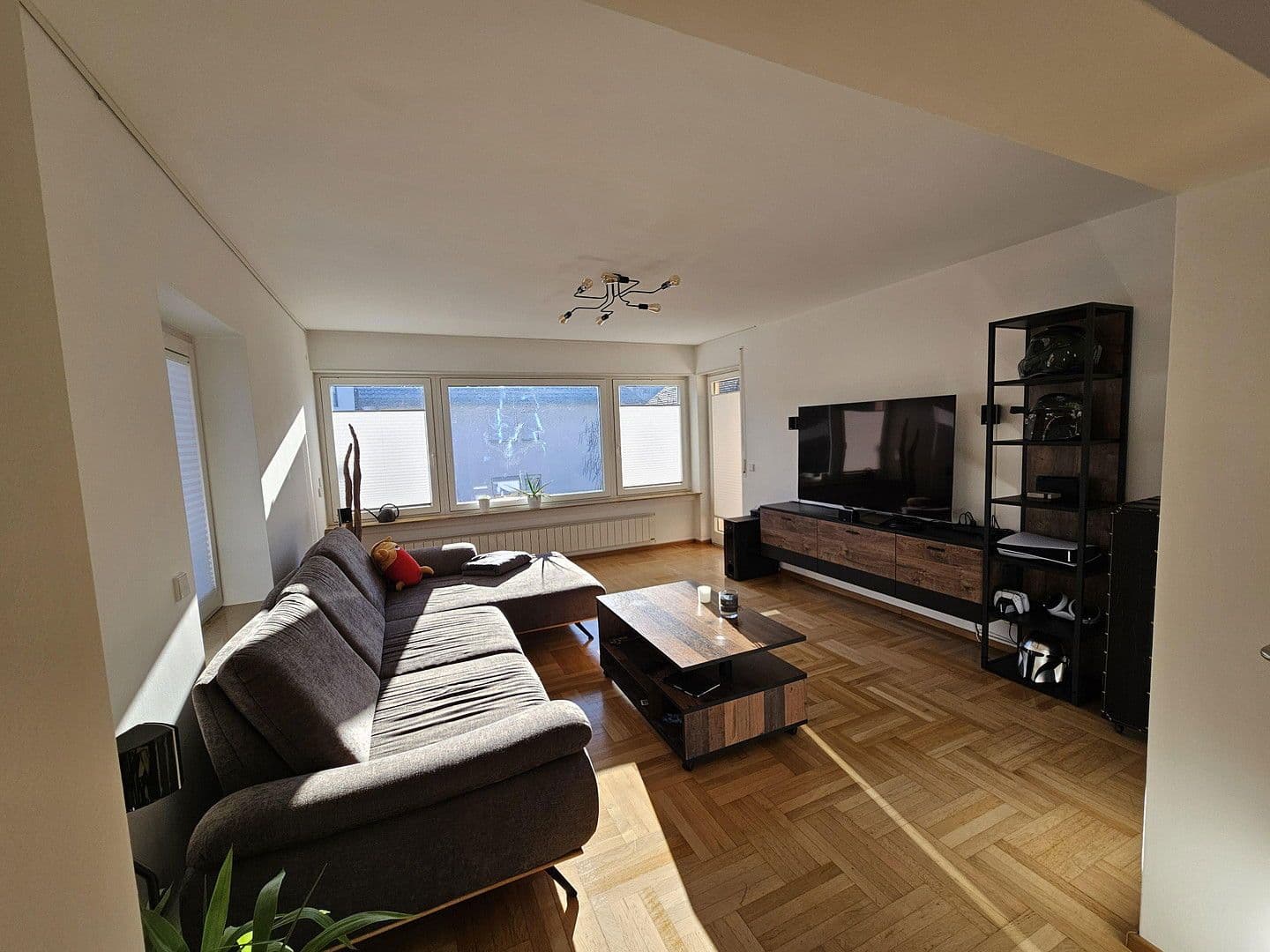 Pronájem bytu 3+1 96 m², Metzingen, Bádensko-Württembersko Pronájem bytu 3+1 96 m², Metzingen, Bádensko-Württembersko