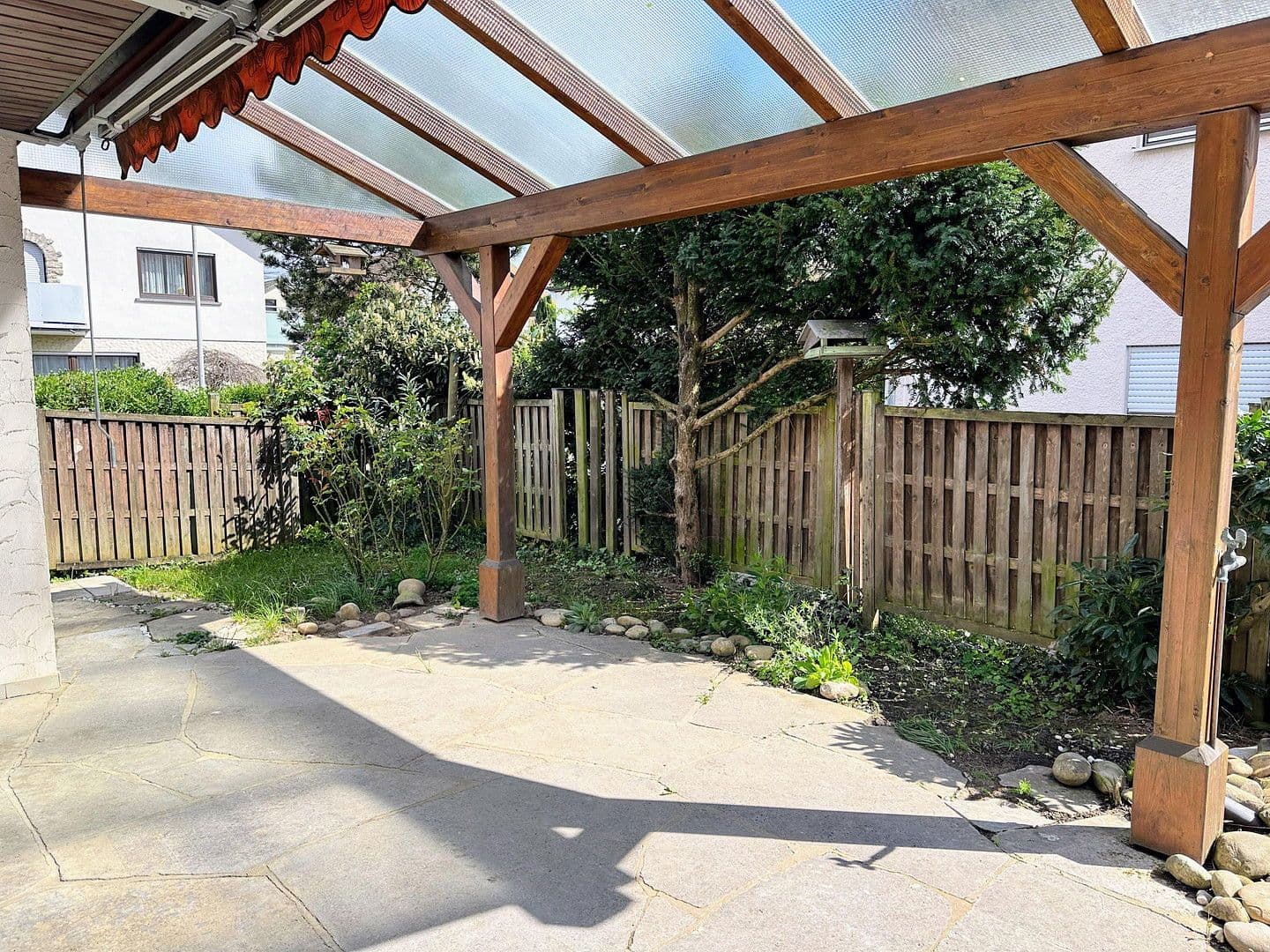 Prodej domu 320 m², pozemek 538 m², Gustav-Werner-Straße 10, Bönnigheim, Bádensko-Württembersko Prodej domu 320 m², pozemek 538 m², Gustav-Werner-Straße 10, Bönnigheim, Bádensko-Württembersko