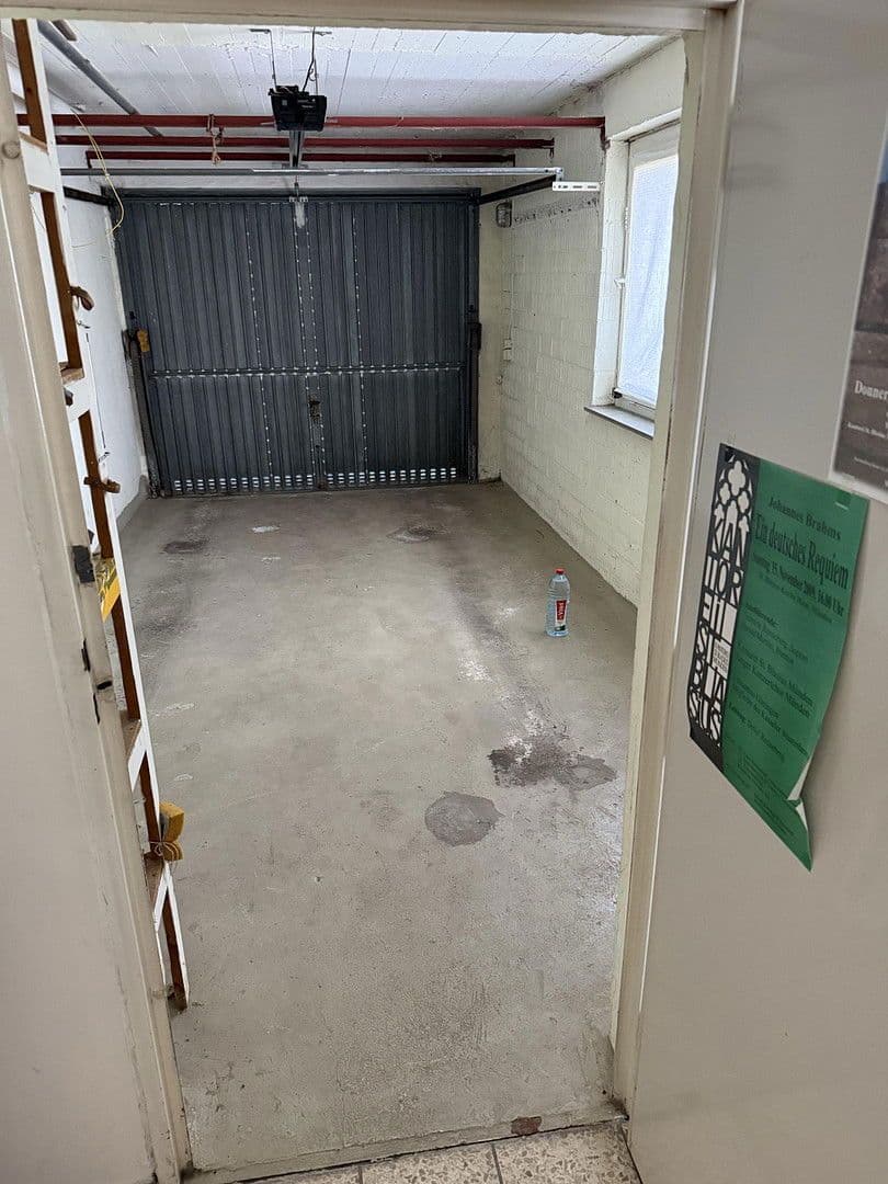 Prodej domu 190 m², pozemek 1.248 m², Reinhardshagen, Hessen Prodej domu 190 m², pozemek 1.248 m², Reinhardshagen, Hessen