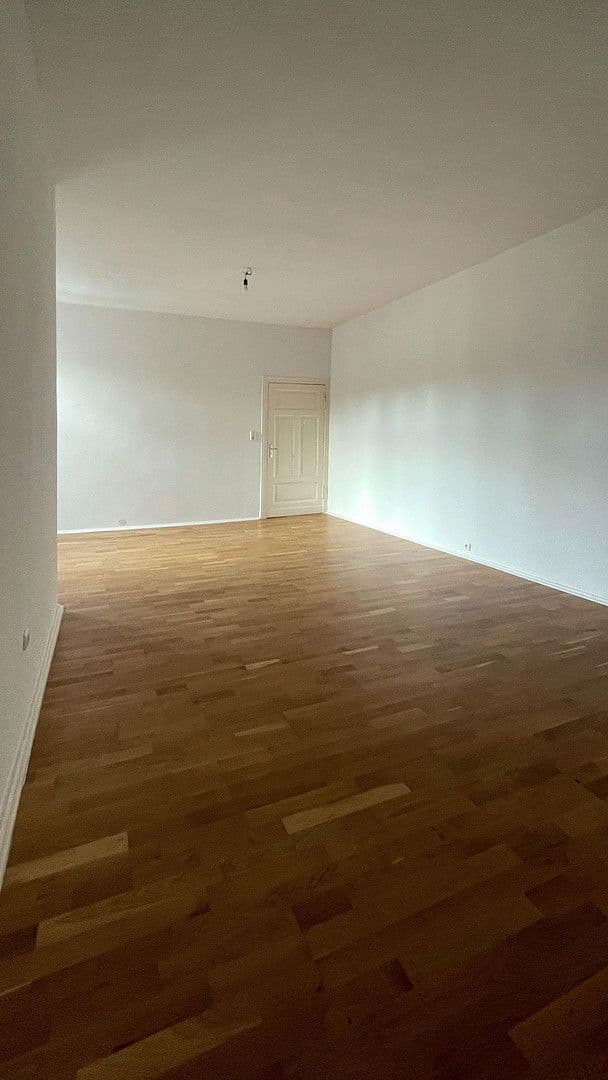 Prodej bytu 1+1 42 m², Koloniestrasse 33, Berlin, Berlín Prodej bytu 1+1 42 m², Koloniestrasse 33, Berlin, Berlín