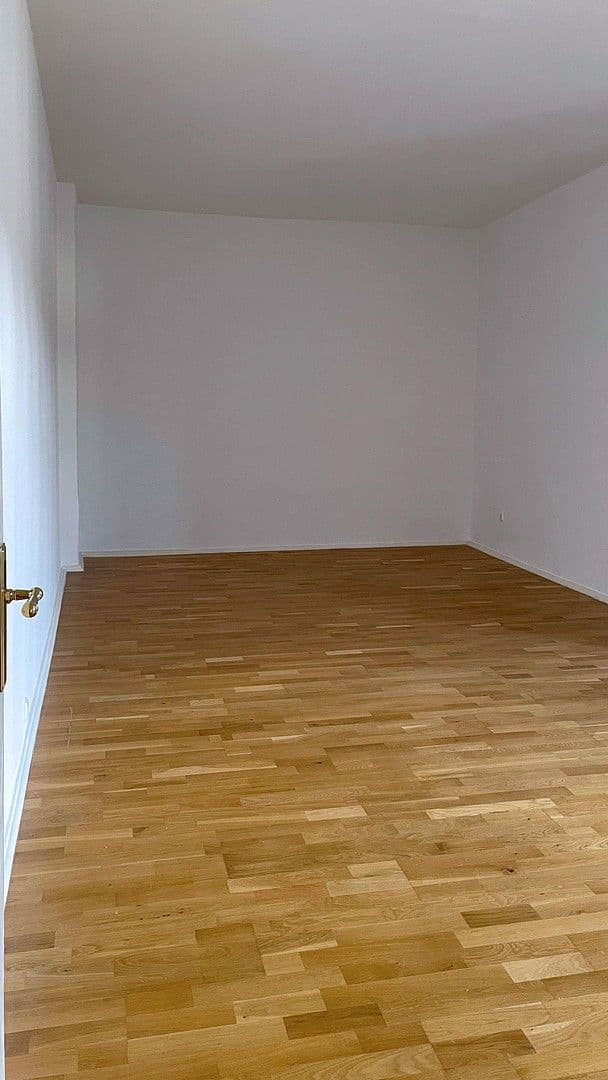 Prodej bytu 1+1 42 m², Koloniestrasse 33, Berlin, Berlín Prodej bytu 1+1 42 m², Koloniestrasse 33, Berlin, Berlín