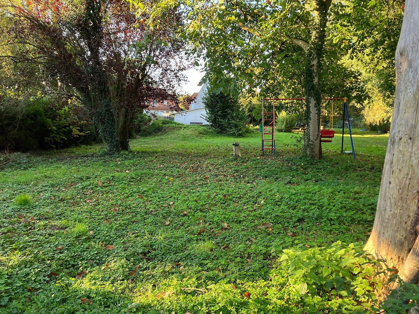 Prodej domu 213 m², pozemek 5.000 m², Garbsen, Dolní Sasko Prodej domu 213 m², pozemek 5.000 m², Garbsen, Dolní Sasko