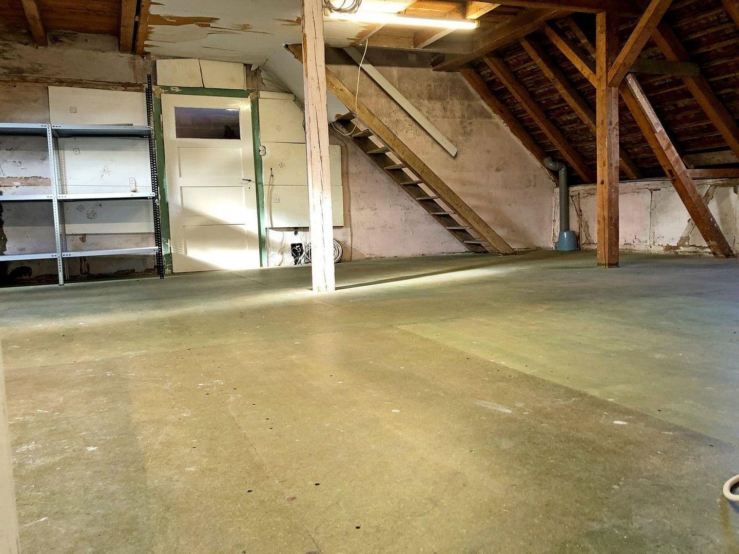 Prodej domu 192 m², pozemek 236 m², Pliezhausen, Bádensko-Württembersko Prodej domu 192 m², pozemek 236 m², Pliezhausen, Bádensko-Württembersko