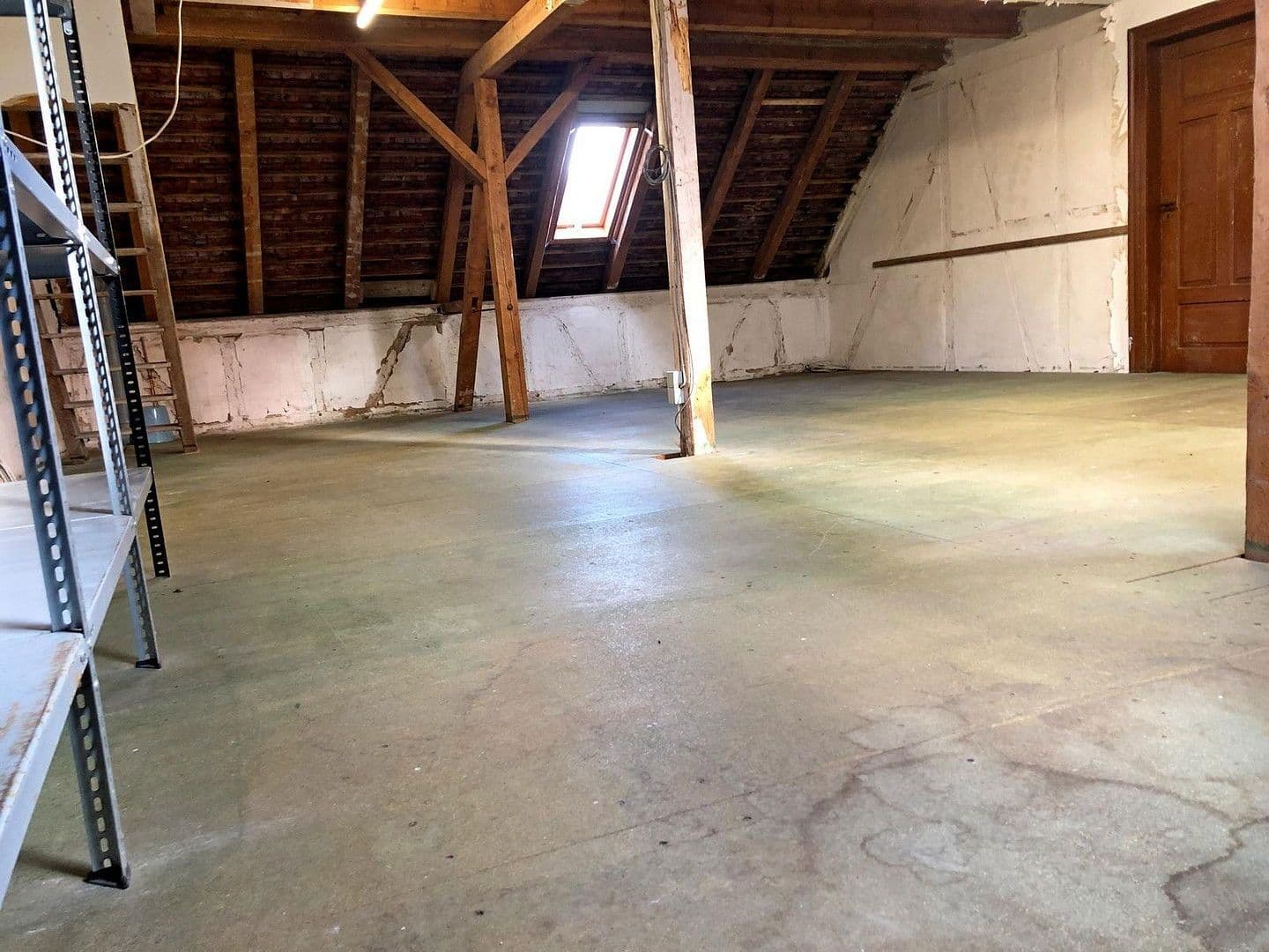 Prodej domu 192 m², pozemek 236 m², Pliezhausen, Bádensko-Württembersko Prodej domu 192 m², pozemek 236 m², Pliezhausen, Bádensko-Württembersko