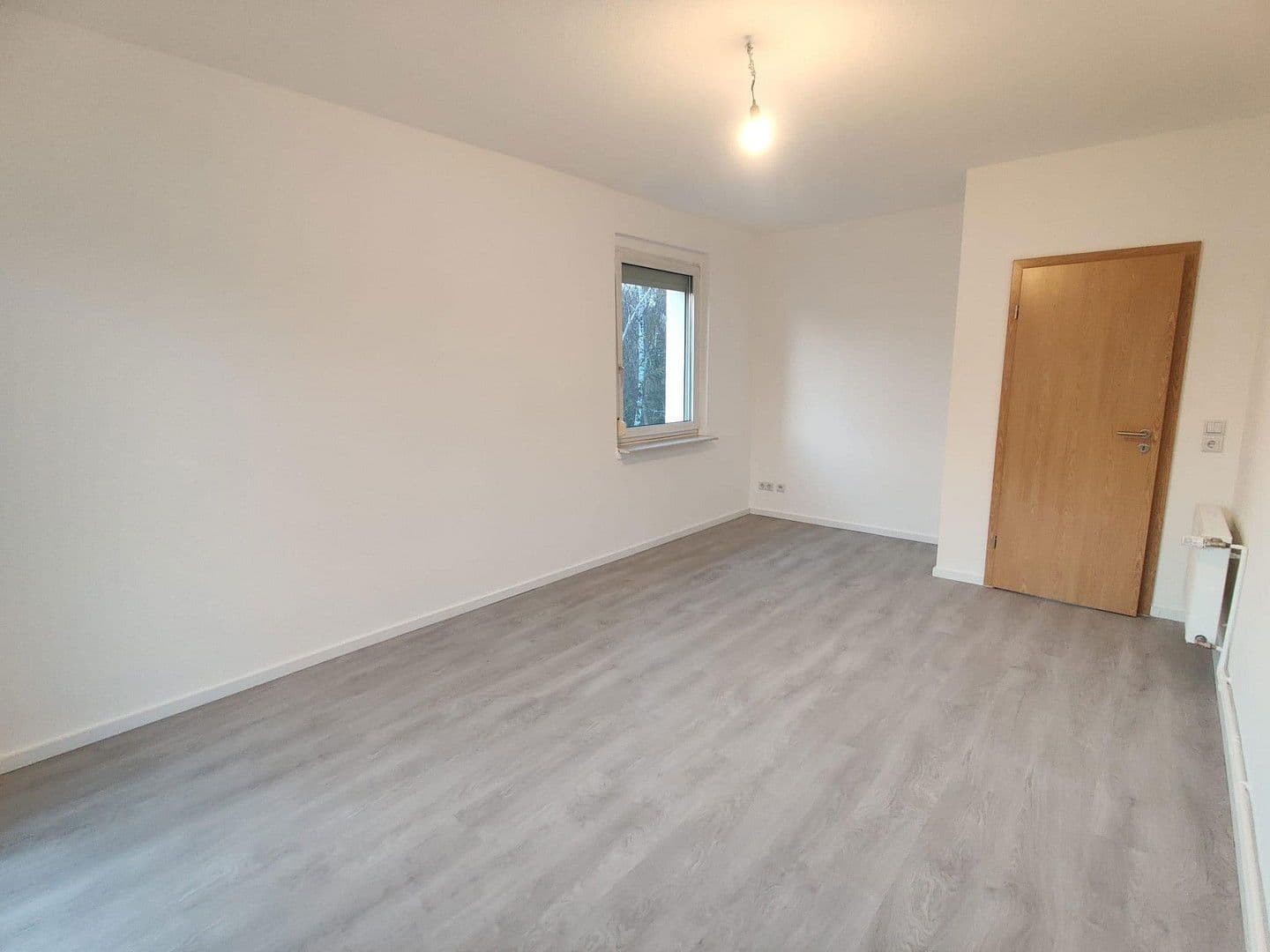 Pronájem bytu 3+1 62 m², Hauptstraße 344, Markkleeberg, Sasko Pronájem bytu 3+1 62 m², Hauptstraße 344, Markkleeberg, Sasko
