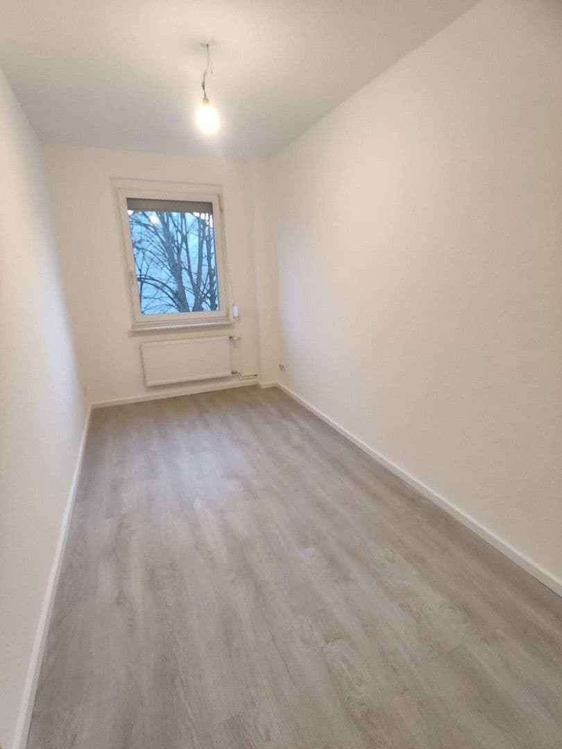 Pronájem bytu 3+1 62 m², Hauptstraße 344, Markkleeberg, Sasko Pronájem bytu 3+1 62 m², Hauptstraße 344, Markkleeberg, Sasko