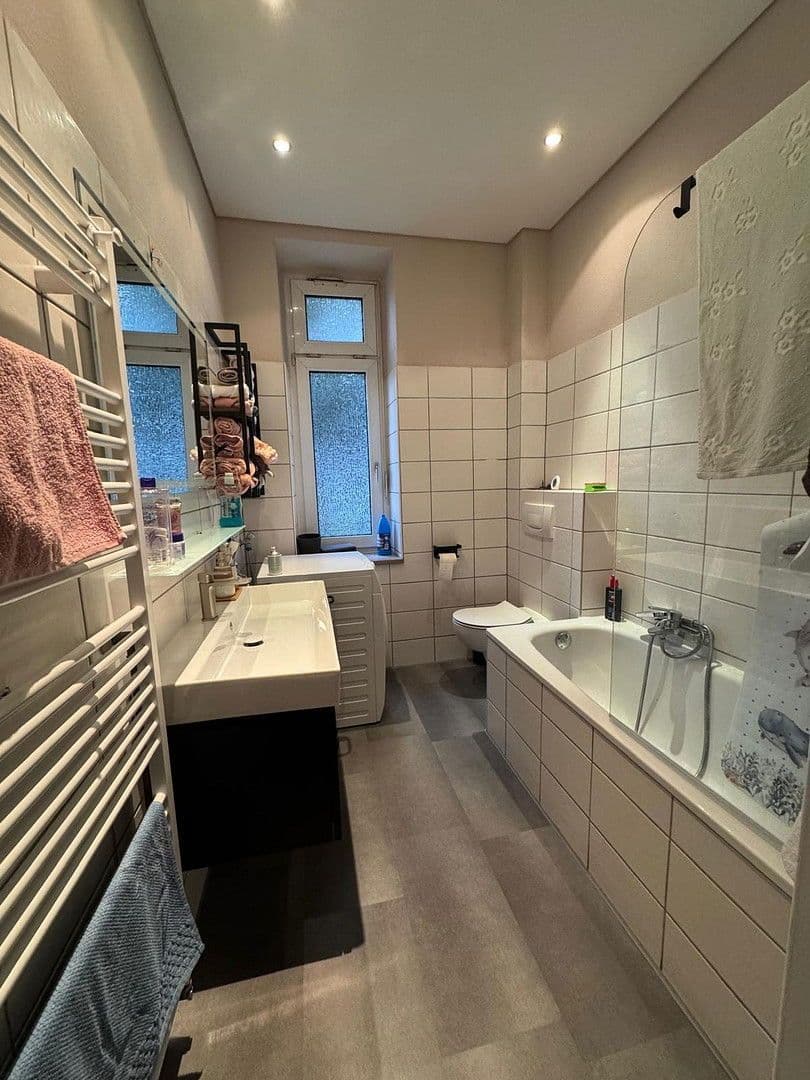 Pronájem bytu 3+1 92 m², Walder Straße 63, Hilden, Severní Porýní-Vestfálsko Pronájem bytu 3+1 92 m², Walder Straße 63, Hilden, Severní Porýní-Vestfálsko