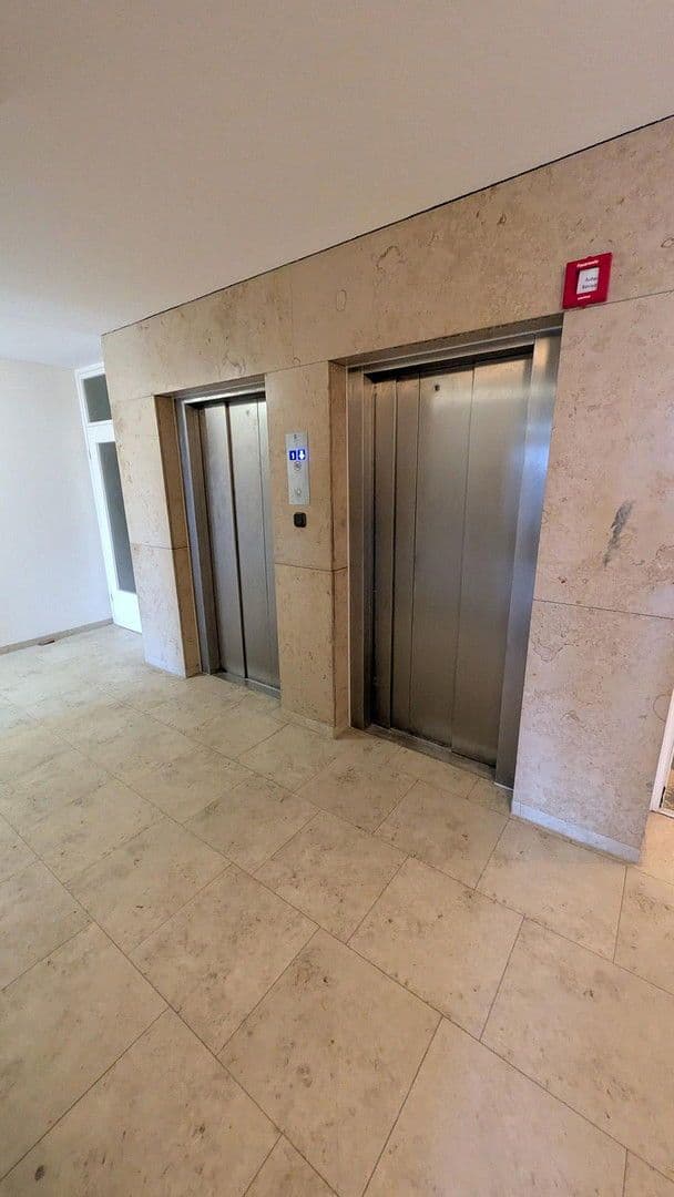 Prodej bytu 3+kk 92 m², Theodor-Heuss-Straße 50, Wuppertal, Severní Porýní-Vestfálsko Prodej bytu 3+kk 92 m², Theodor-Heuss-Straße 50, Wuppertal, Severní Porýní-Vestfálsko