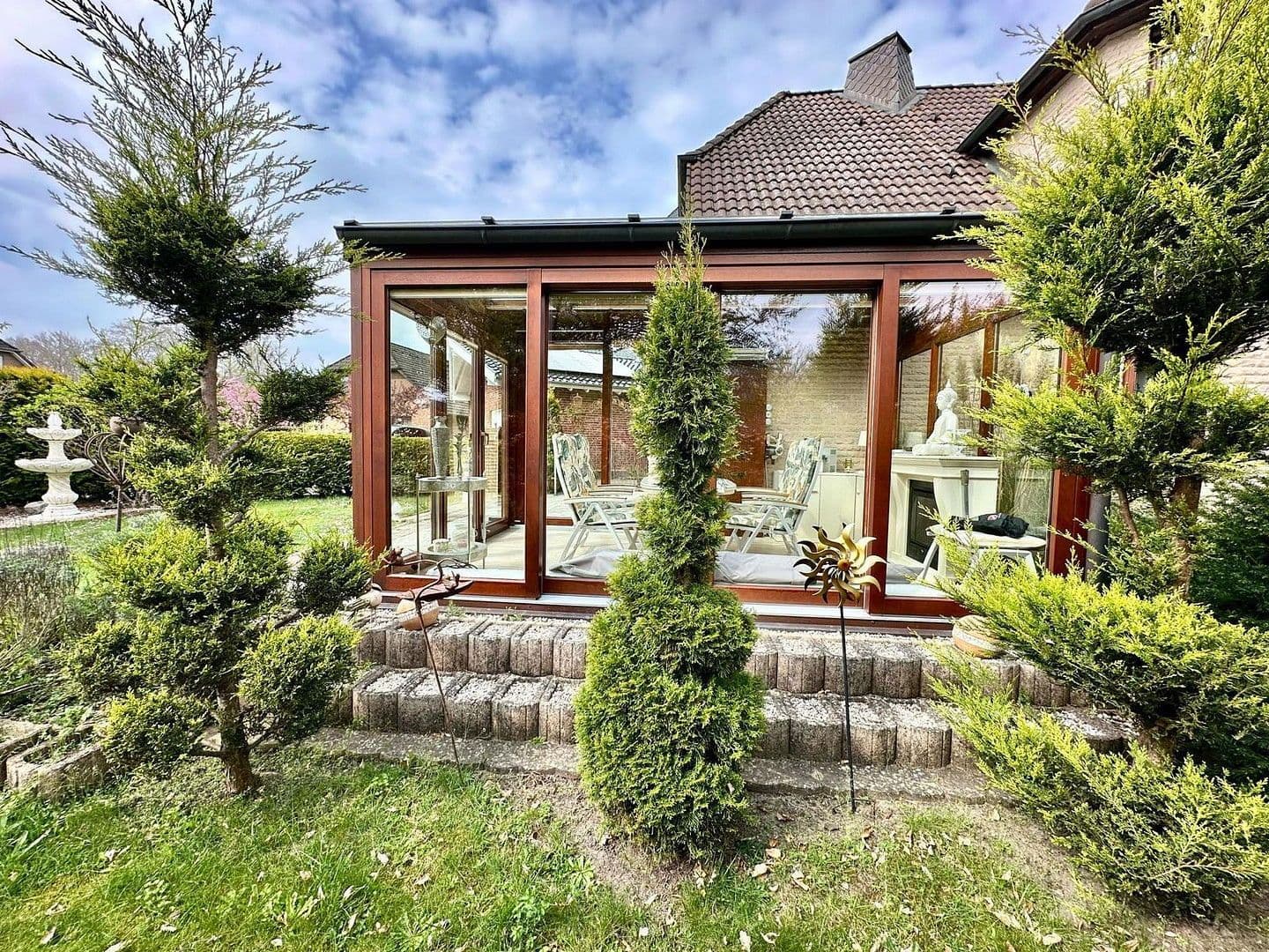 Prodej domu 149 m², pozemek 679 m², Kehrwieder 35, Trittau, Šlesvicko-Holštýnsko Prodej domu 149 m², pozemek 679 m², Kehrwieder 35, Trittau, Šlesvicko-Holštýnsko