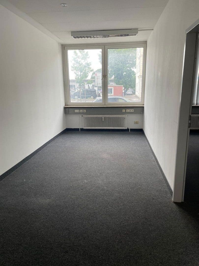 Pronájem kanceláře 156 m², München, Bavorsko Pronájem kanceláře 156 m², München, Bavorsko