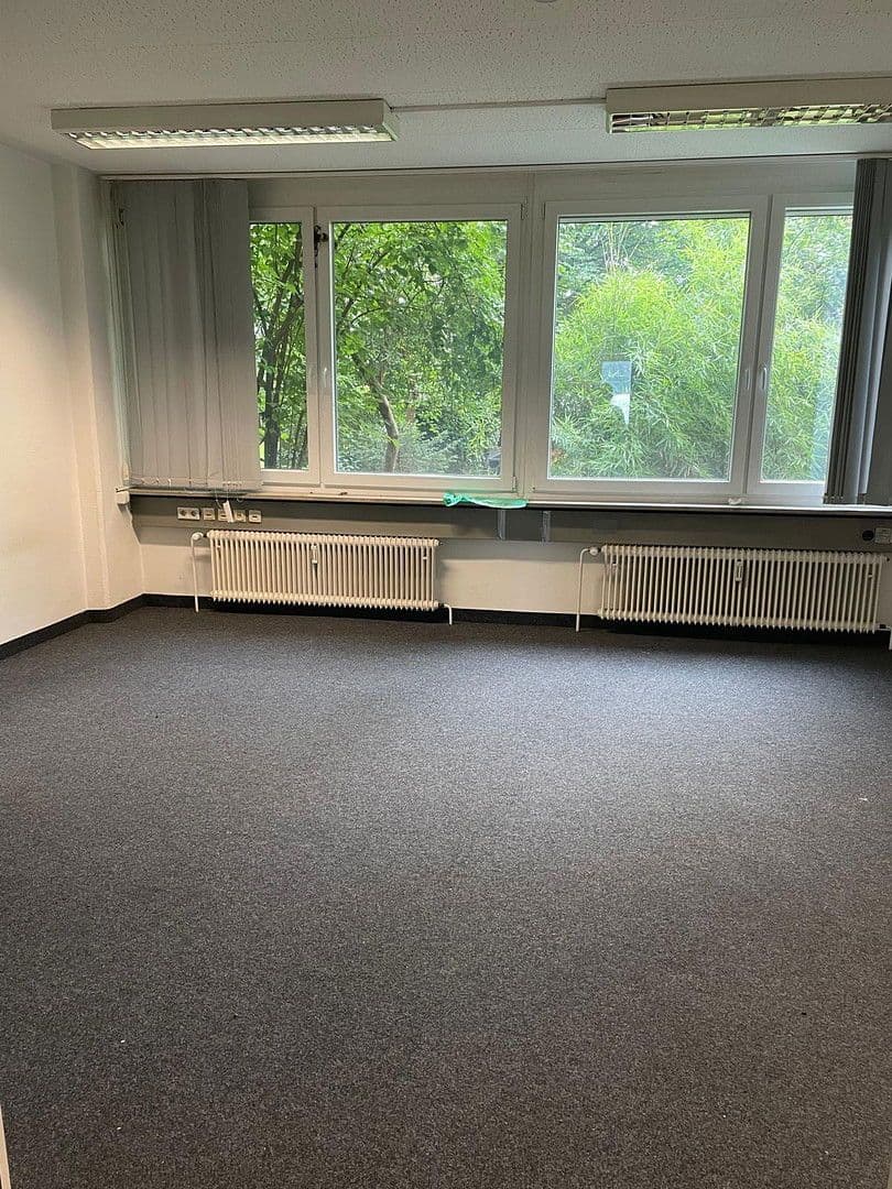 Pronájem kanceláře 156 m², München, Bavorsko Pronájem kanceláře 156 m², München, Bavorsko