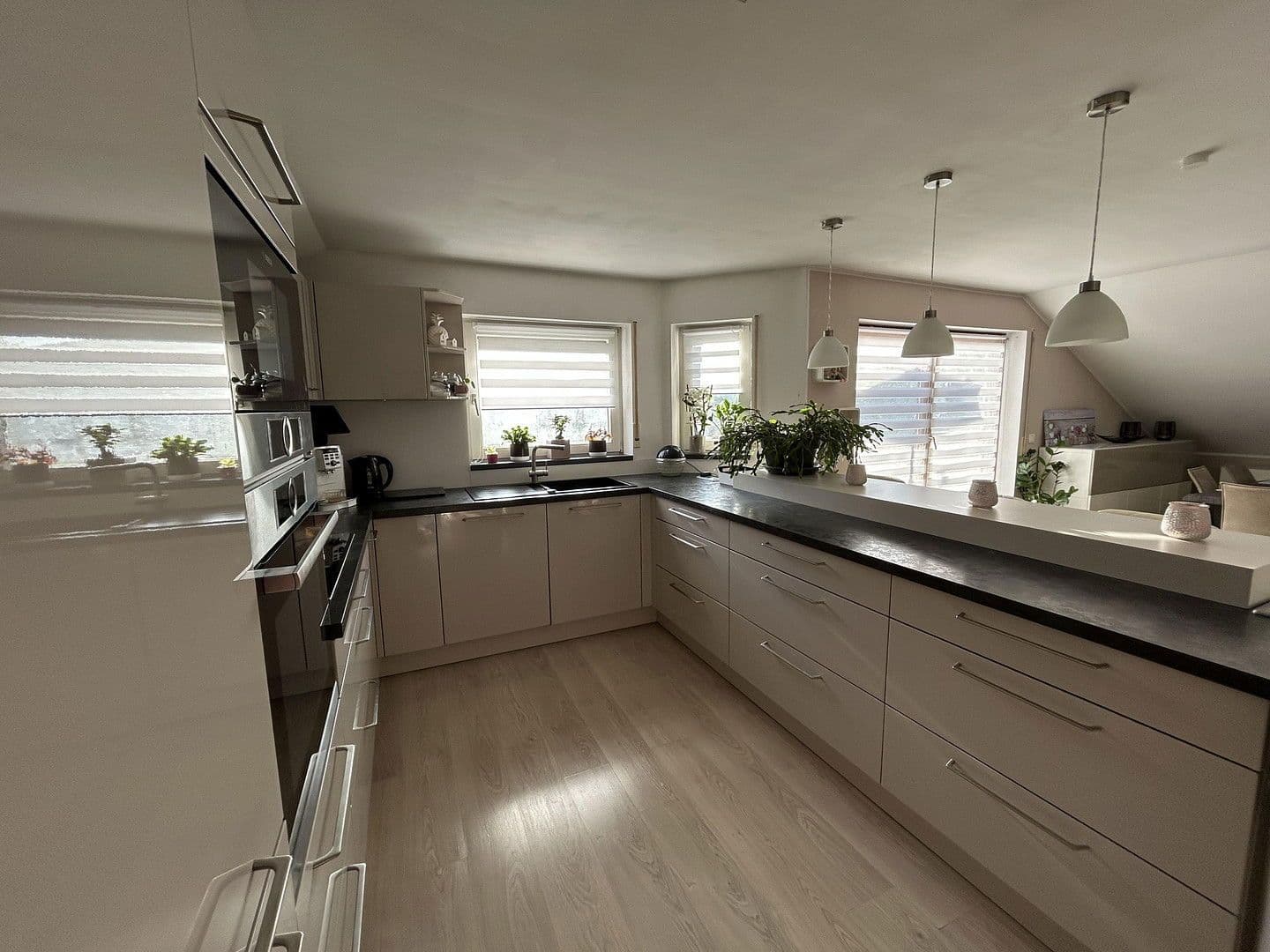 Prodej bytu 4+1 100 m², Sinsheim, Bádensko-Württembersko Prodej bytu 4+1 100 m², Sinsheim, Bádensko-Württembersko