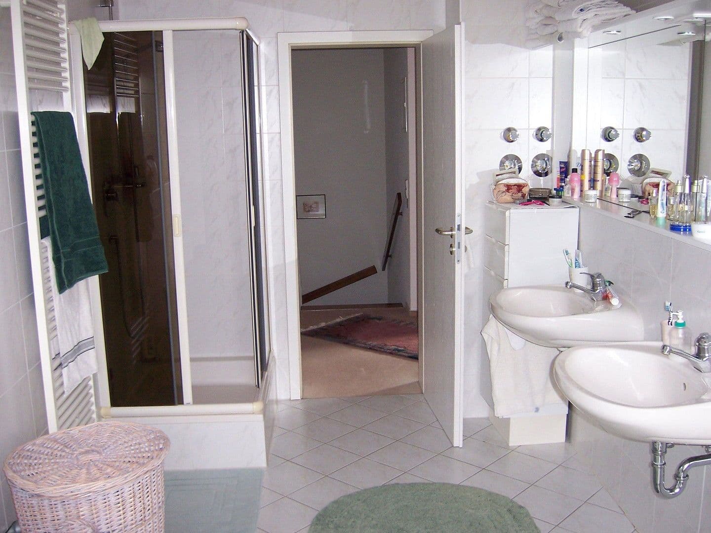 Prodej domu 206 m², pozemek 650 m², Leonberg, Bádensko-Württembersko Prodej domu 206 m², pozemek 650 m², Leonberg, Bádensko-Württembersko