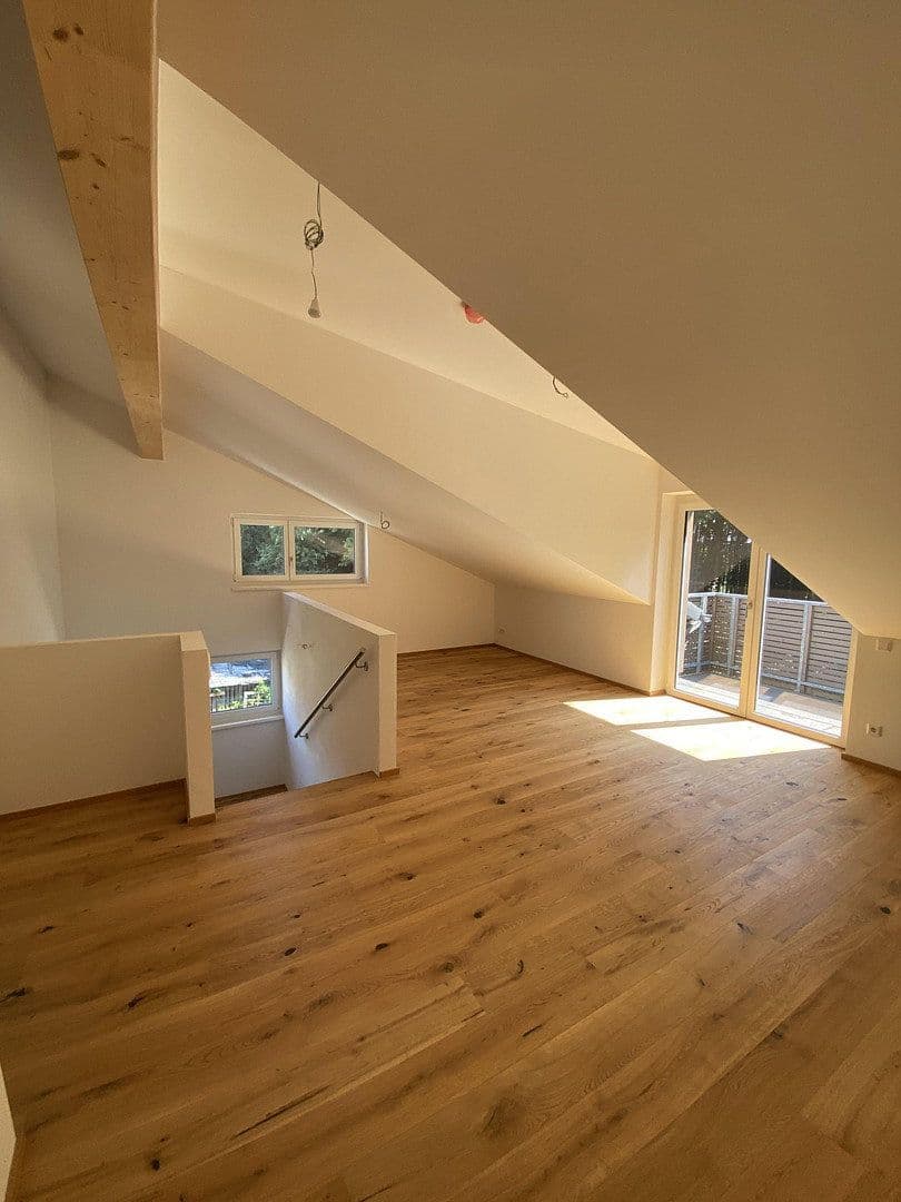 Prodej bytu 4+1 98 m², Elixhausen, Salcbursko Prodej bytu 4+1 98 m², Elixhausen, Salcbursko