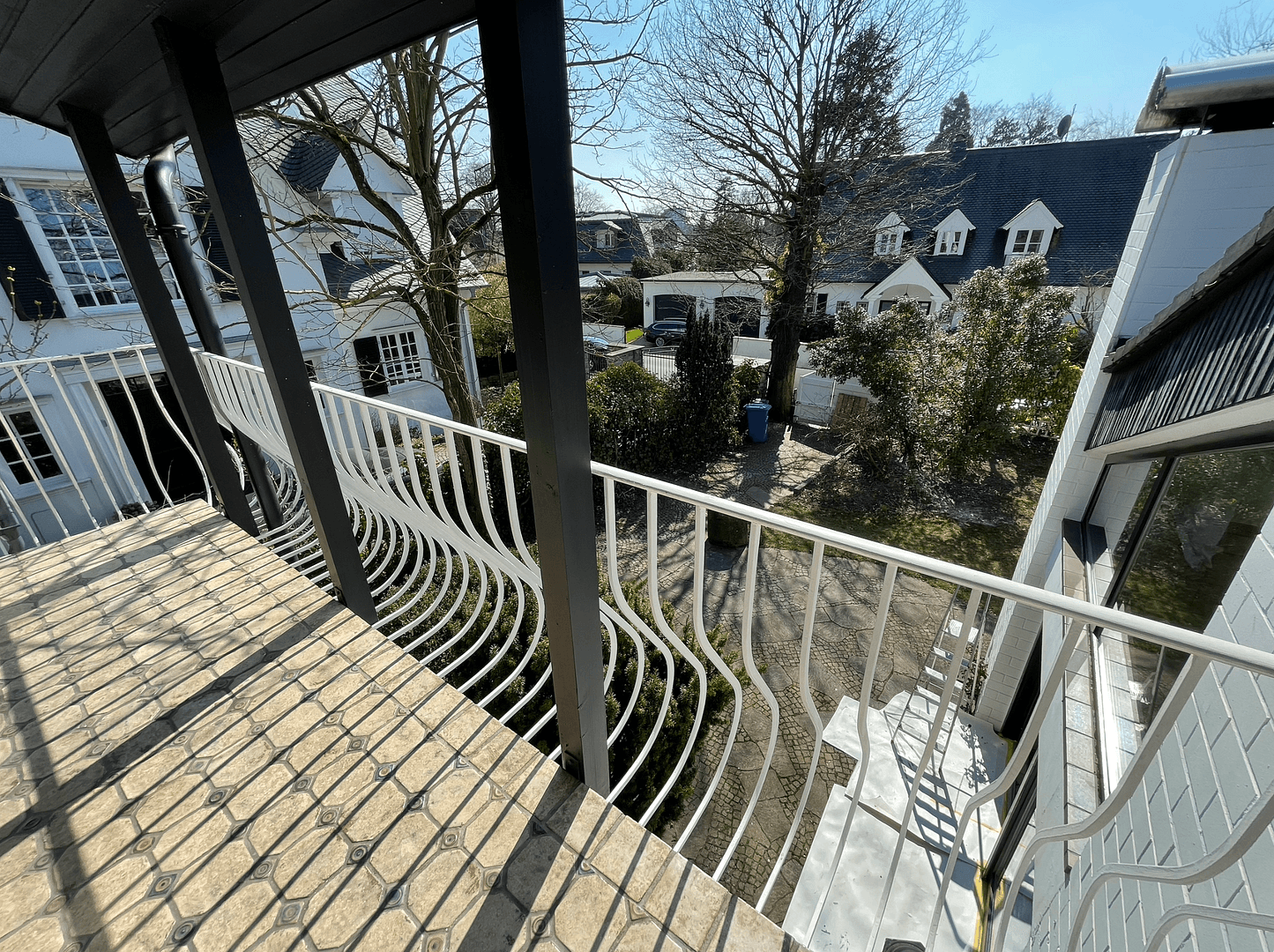 Pronájem domu 240 m², pozemek 450 m², Bad Homburg vor der Höhe, Hessen Pronájem domu 240 m², pozemek 450 m², Bad Homburg vor der Höhe, Hessen