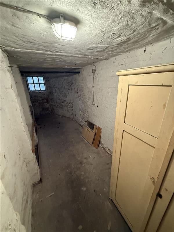 Pronájem bytu 4+1 109 m², Goebenstr. 11, Hannover, Dolní Sasko Pronájem bytu 4+1 109 m², Goebenstr. 11, Hannover, Dolní Sasko