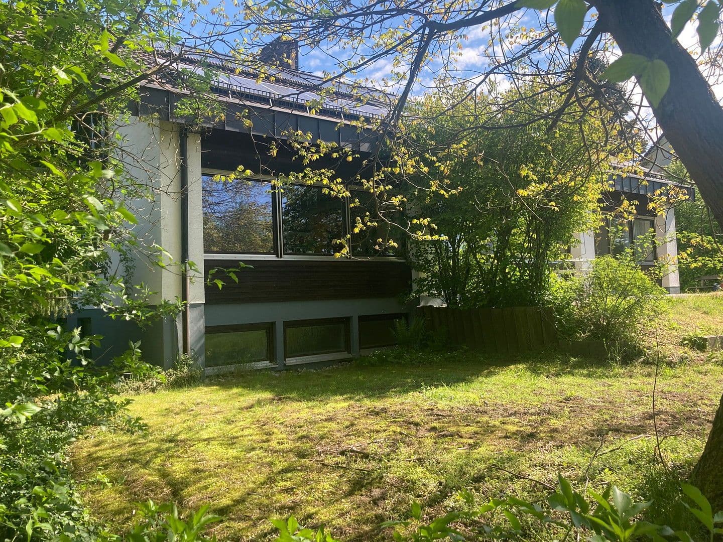 Prodej domu 213 m², pozemek 1.193 m², Jägersteig 11, Schrobenhausen, Bavorsko Prodej domu 213 m², pozemek 1.193 m², Jägersteig 11, Schrobenhausen, Bavorsko