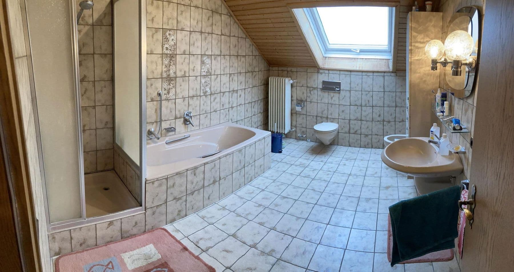 Prodej domu 213 m², pozemek 1.193 m², Jägersteig 11, Schrobenhausen, Bavorsko Prodej domu 213 m², pozemek 1.193 m², Jägersteig 11, Schrobenhausen, Bavorsko