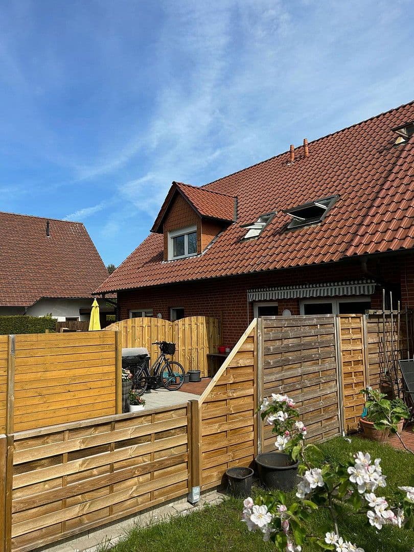 Prodej domu 233 m², pozemek 384 m², Uhlandstraße, Hörstel, Severní Porýní-Vestfálsko Prodej domu 233 m², pozemek 384 m², Uhlandstraße, Hörstel, Severní Porýní-Vestfálsko