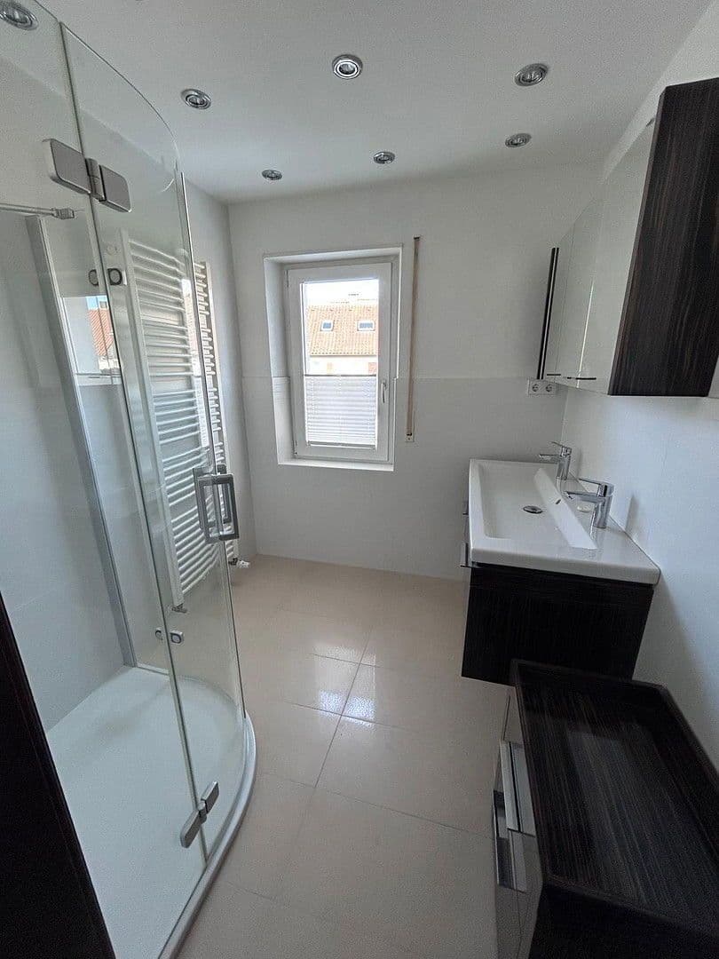 Prodej domu 260 m², pozemek 688 m², Wangen im Allgäu, Bádensko-Württembersko Prodej domu 260 m², pozemek 688 m², Wangen im Allgäu, Bádensko-Württembersko